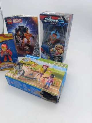 Lote Juguetes Muñecos Cromos Varios