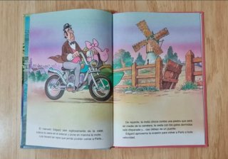 Clásico cuento Disney. " Los Aristogatos". Salvat.