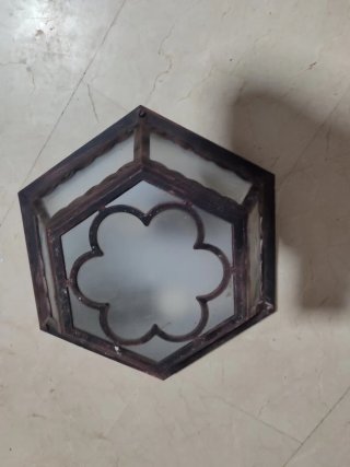 Lámpara de techo hexagonal