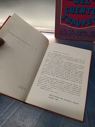 4 libros SELECCIONES READER´S DIGEST, NUEVAS JOYAS DEL CUENTO EUROPEO (2) + JOYAS DEL CUENTO ESPAÑOL + 33 HISTORIAS QUE HAN CONMOVIDO AL MUNDO +