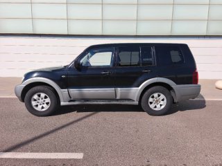 Mitsubishi Montero 2003