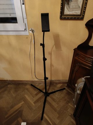 Trípode para móvil/tablet negro