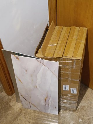 100 AZULEJOS ADHESIVOS EFECTO MÁRMOL BRILLANTE