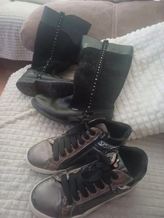 Botas y zapatillas talla 35