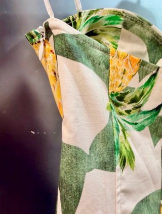 Vestido estampado piñas