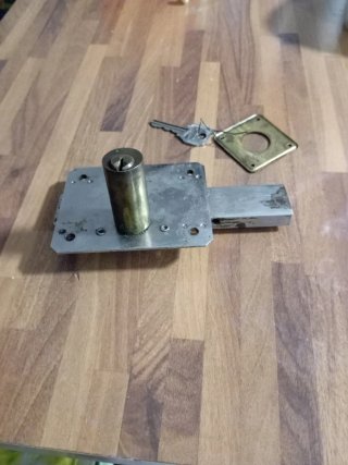 cerradura de sobreponer seguridad con bombín exter