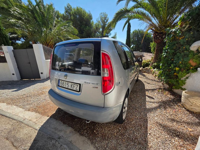Skoda Roomster 2010 - foto 1