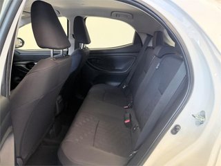 TOYOTA Yaris ACTIVE PLUS