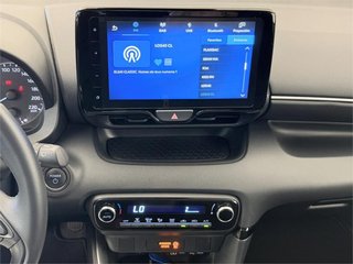 TOYOTA Yaris ACTIVE PLUS