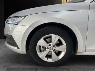 SKODA Octavia Octavia Combi 2.0 TDI 110kW(150CV) DSG Ambition familiar