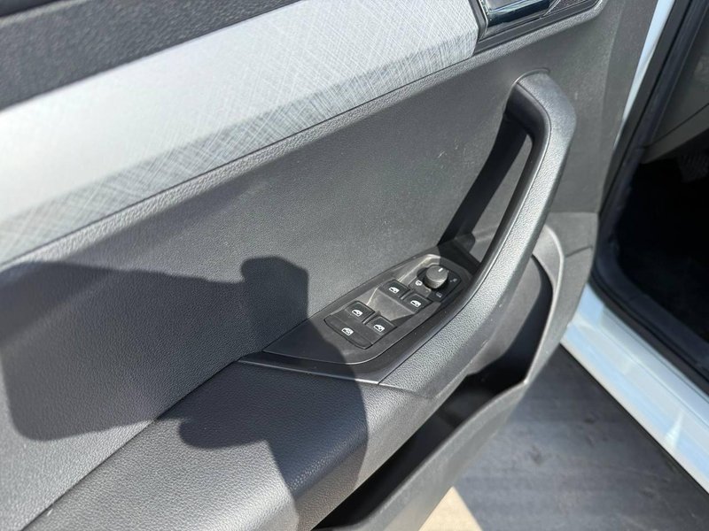 Škoda Karoq AMBITION 2.0 TDI DSG 4X4 Adblue 2023, foto 14