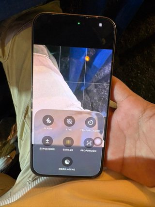 iPhone 16 Pro Negro/Gris