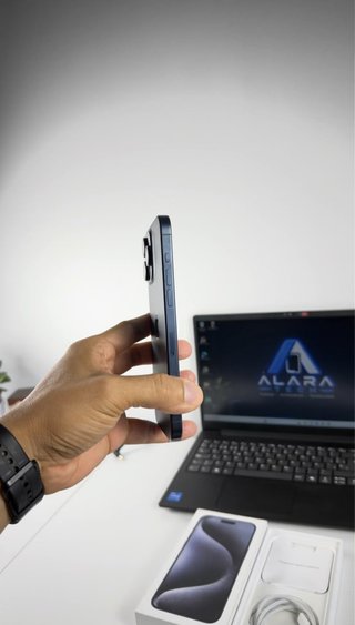 iPhone 15 Pro Max Azul