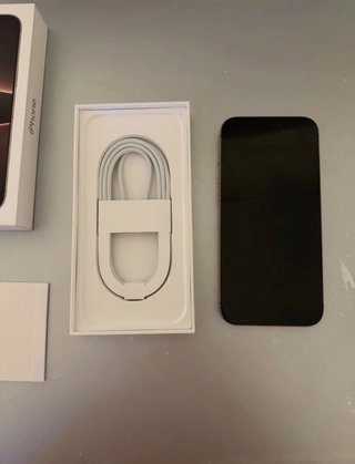 iPhone 16 Pro Max 256GB Dorado