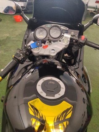 A2 Suzuki GSX 600 F A2
