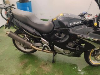 A2 Suzuki GSX 600 F A2