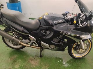 A2 Suzuki GSX 600 F A2