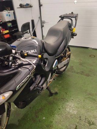 A2 Suzuki GSX 600 F A2