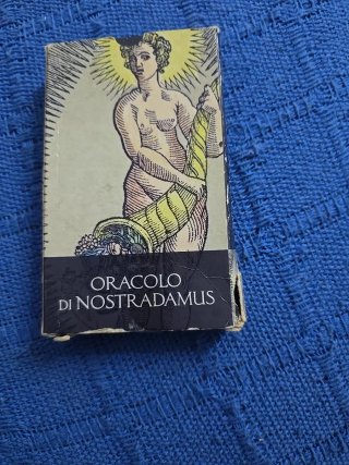 Oráculo de Nostradamus, edición Orbis Fabbri 2002
