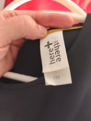 Vestido negro sin mangas