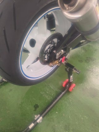 Suzuki GSXR 600 K5