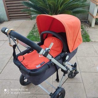 Carrito Bugaboo Rosa y Naranja. Capazo y sillita.