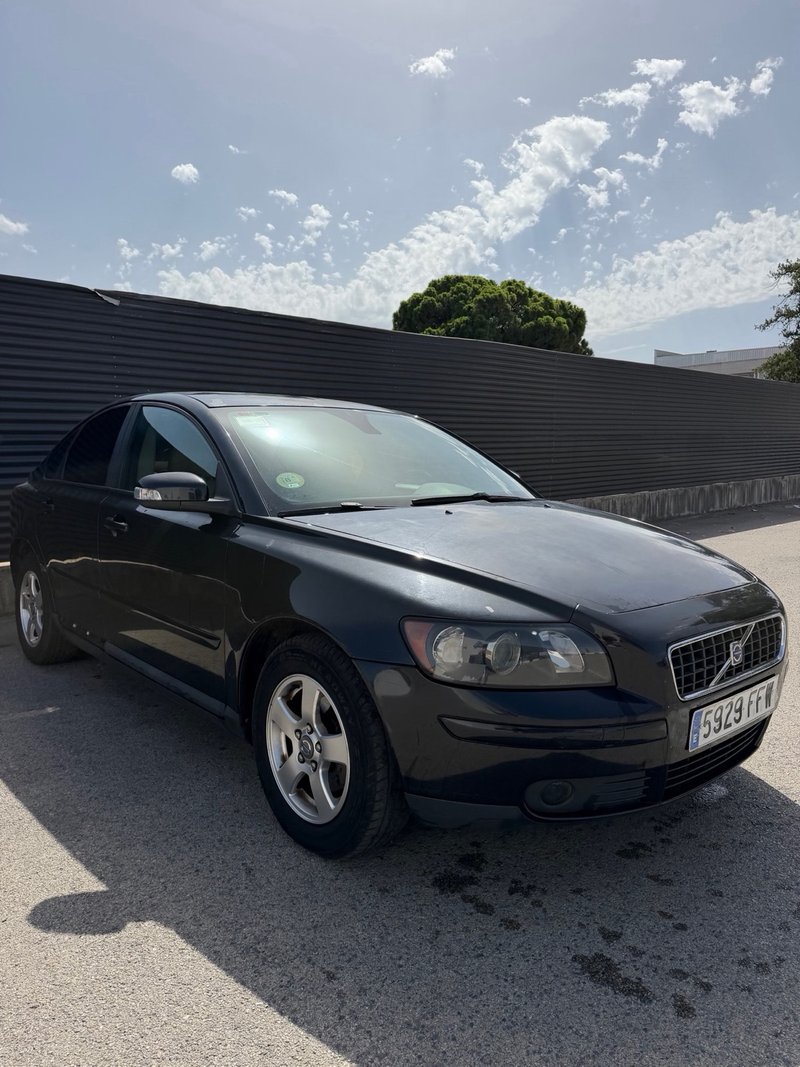 Volvo S40 2006 1.6d 110cv - foto 1