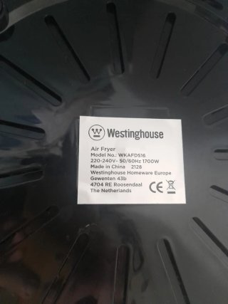Freidora de aire Westinghouse negra