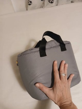 Bolso Case Logic gris nuevo