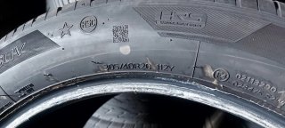 1 Neumático 305/40 R20 112Y