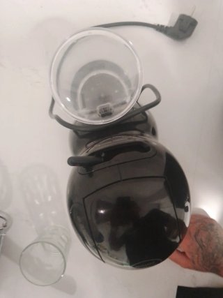 Cafetera Nescafé Dolce Gusto Negra