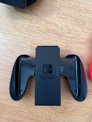 Nintendo Switch + Dock + Mando + Caja