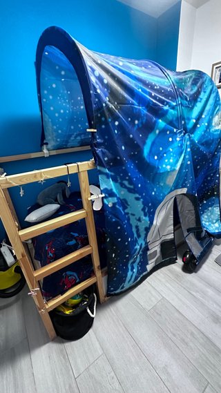 Cama infantil Ikea madera y blanco