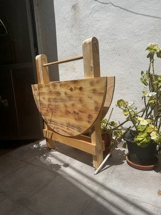 Mesa plegable de madera para terraza
