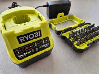 Set inserti 31 pezzi e Caricatore rapido RYOBI