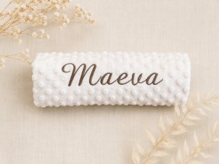 Manta bordada personalizada