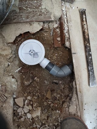 Servicios de electricidad, fontanería y reformas