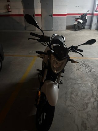 Keeway RKS 125 2017 Blanca y Negra