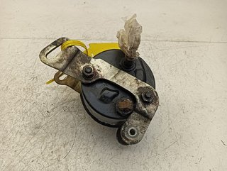 BOMBA DIRECCION RENAULT R 18