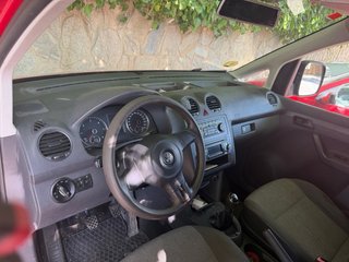Volkswagen Caddy 2013