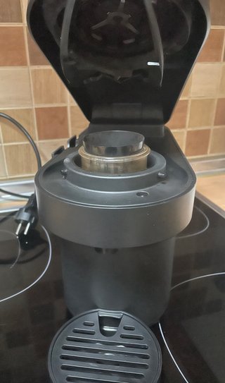 Cafetera Nespresso Negra