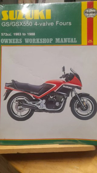 Suzuki GSX550EF Roja