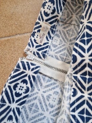 Lotto Zara pantaloni beige e gonna Hollister