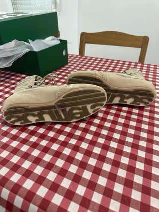 Botas Scuffers Ecru Suede Boots