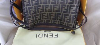 Borsa Fendi Roma con scatola e sacchetto
