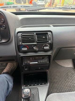 Ford Escort 1.6 i Guia