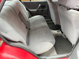 Ford Escort 1.6 i Guia