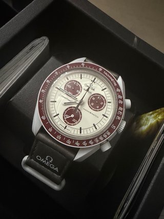 Reloj Omega Swatch Plutón Bioceramic
