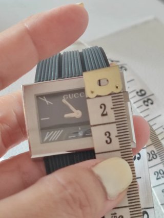 Reloj Gucci Plata y Negro