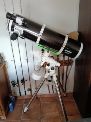 Telescopio astronomico Sky-Watcher 200PDS